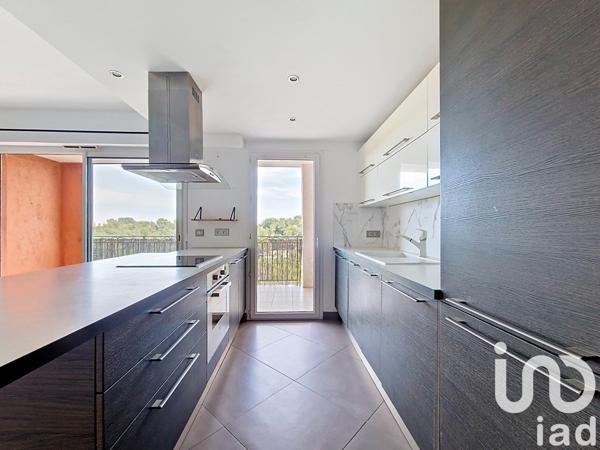 Appartement 3 pièces de 59 m² à Mougins (06250)