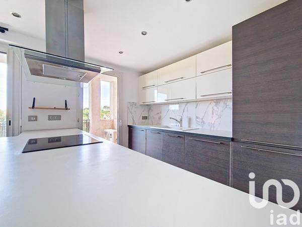 Appartement 3 pièces de 59 m² à Mougins (06250)