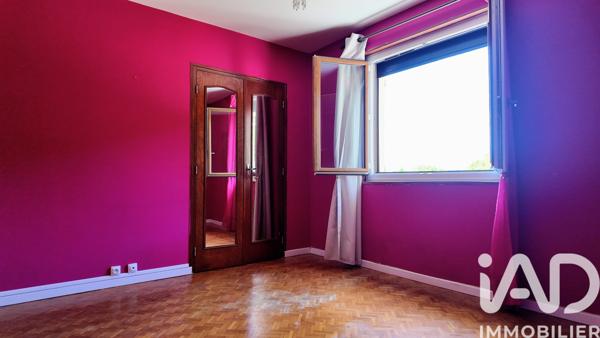 Maison à vendre 5 pièces 111 m² Le Chambon-Feugerolles