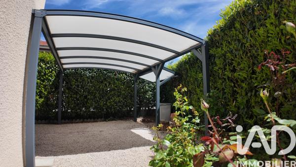 Maison à vendre 5 pièces 111 m² Le Chambon-Feugerolles