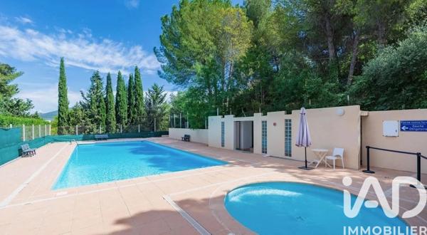 Appartement à vendre 4 pièces 76 m² Aubagne