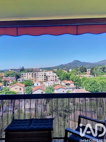 Appartement à vendre 4 pièces 76 m² Aubagne
