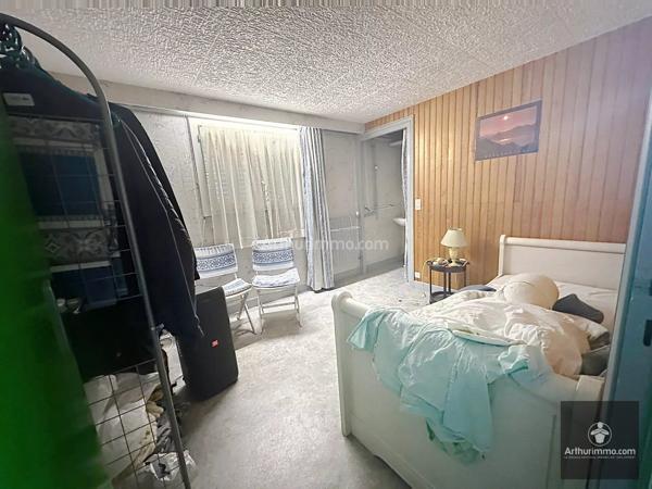 Vente                                                      Maison
                        
                     6 pièces                      146 m2                     à Mably