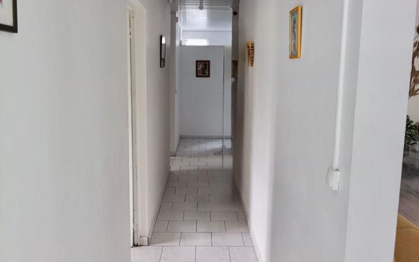 Appartement à louer    4 pièces •  Le Gosier