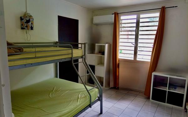 Appartement à louer    4 pièces •  Le Gosier
