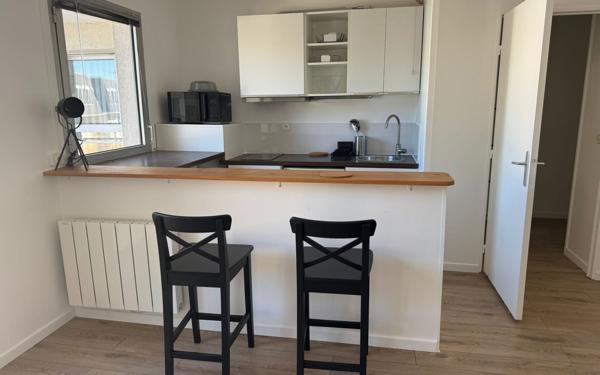 Appartement à louer    1 pièce • 31,76 m2 Viroflay