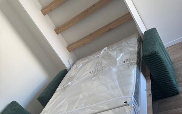 Appartement à louer    1 pièce • 31,76 m2 Viroflay