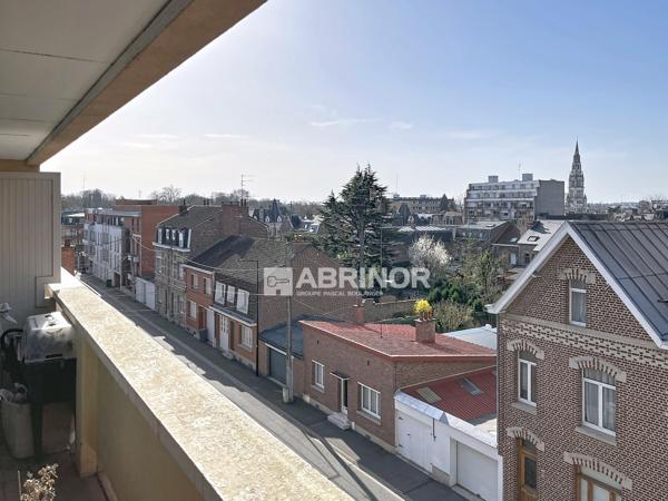 APPARTEMENT 3 CHAMBRES AVEC BALCON ET GARAGE PROCHE CENTRE VILLE DERNIER ETAGE VALENCIENNES