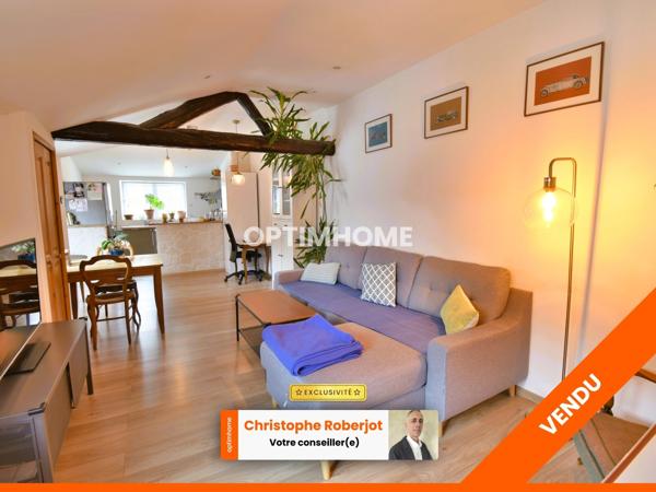 Joli appartement de 60m2 atypique au calme tout en étant au centre-ville de CHALON SUR SAONE (71)