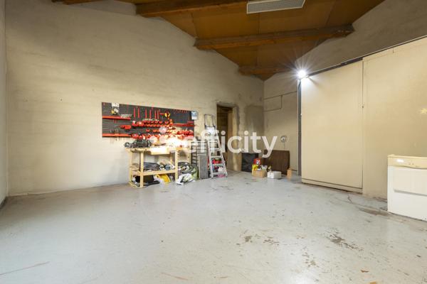 Maison 7 pièces - 284 m² Exclusivité efficity