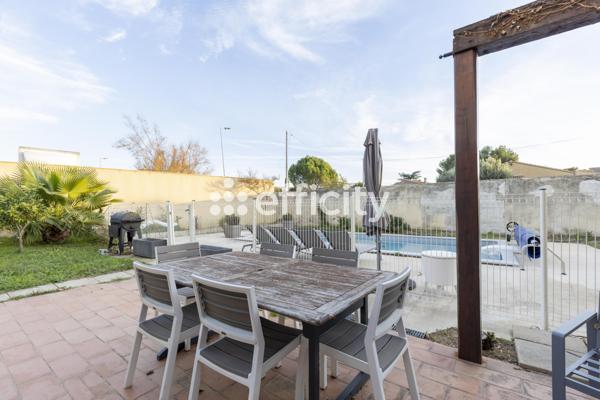 Maison 7 pièces - 284 m² Exclusivité efficity