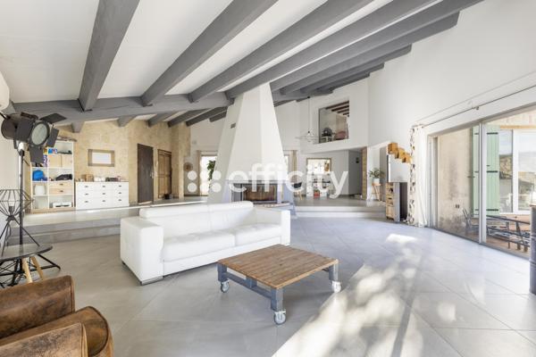 Maison 7 pièces - 284 m² Exclusivité efficity