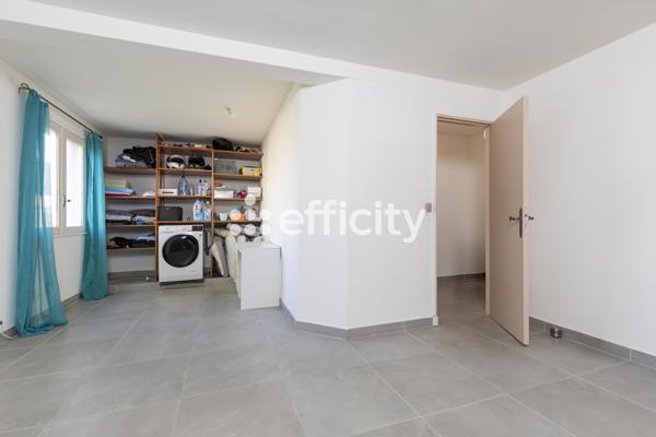 Maison 7 pièces - 284 m² Exclusivité efficity