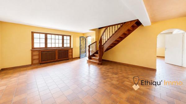 Lampertheim maison 247 m² avec jardin sur 8 ares