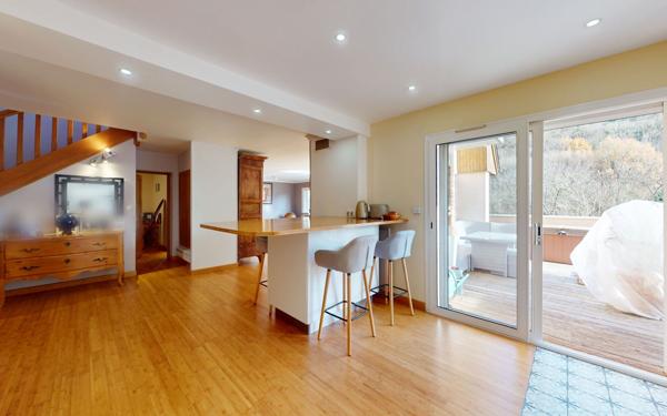 Maison à vendre    6 pièces •  Rodez