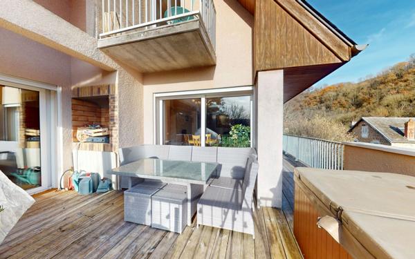 Maison à vendre    6 pièces •  Rodez