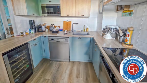 Gujan-Mestras (33470) Type 3 avec 2 chambres et parking individuel extérieur.