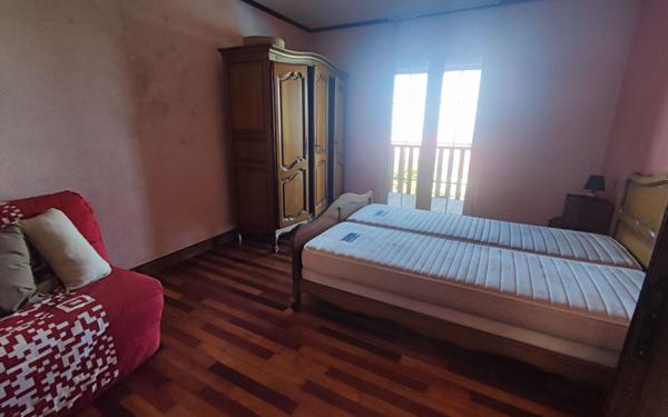 Maison à vendre    11 pièces •  Saint-Joseph