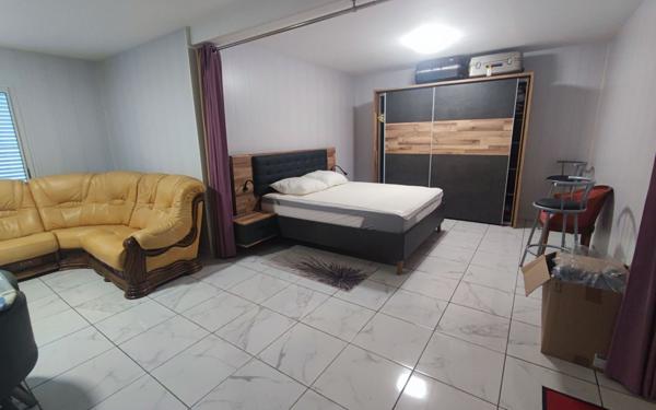 Maison à vendre    11 pièces •  Saint-Joseph