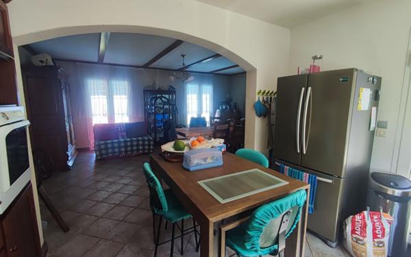 Maison à vendre    11 pièces •  Saint-Joseph