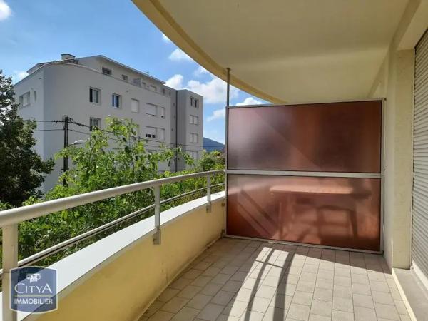 Appartement à louer 3 pièces 66.49m²