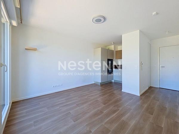 À vendre appartement 2 pièces avec terrasse, parking et cave, quartier de la Croix Bonnet à Bois d'Arcy