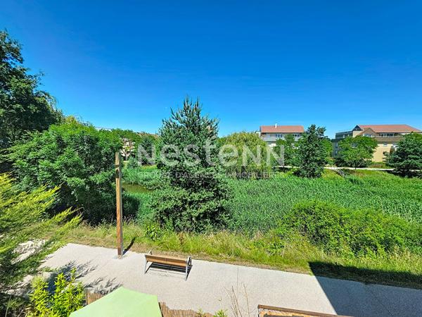 À vendre appartement 2 pièces avec terrasse, parking et cave, quartier de la Croix Bonnet à Bois d'Arcy