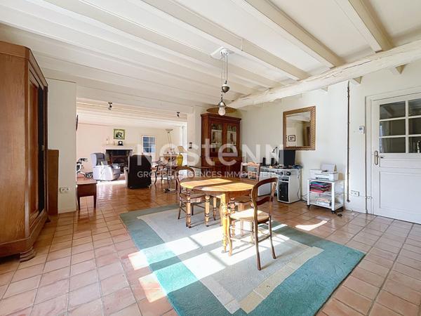 Belle maison en pierre d'environ 190 m² sur 1500 m² de terrain