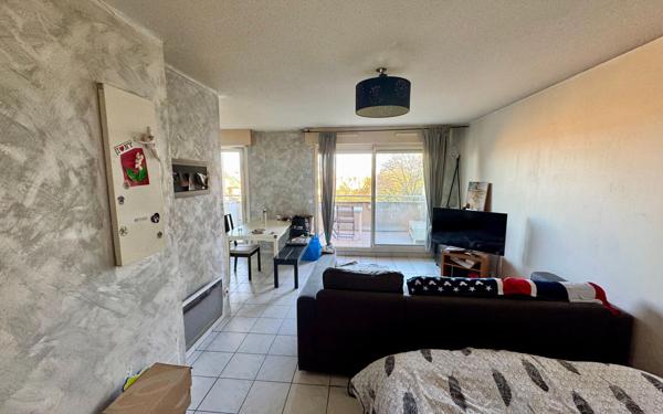 Appartement à vendre    2 pièces • 48 m2 Marseille 12