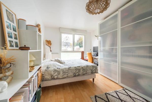 Rueil-Malmaison 92 – Centre-Ville - 2 chambres - 71m² - Balcon/Loggia