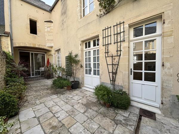 Hôtel particulier des XVème et XVIIIème siècles - BAYEUX