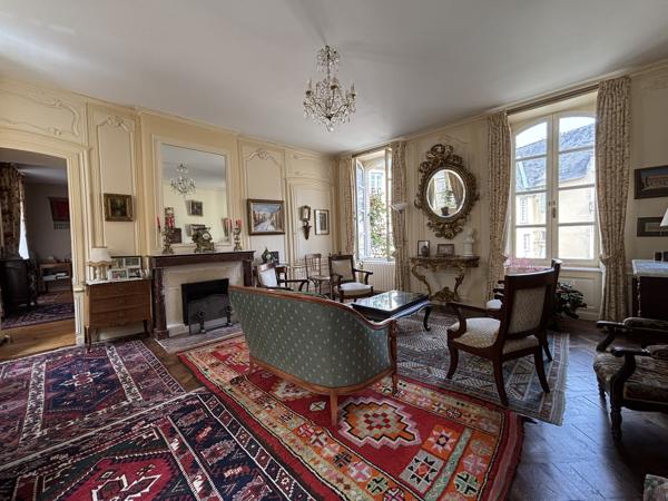 Hôtel particulier des XVème et XVIIIème siècles - BAYEUX