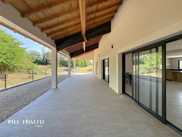 Ferme rénovée de 174m2 avec dépendance de 30m2