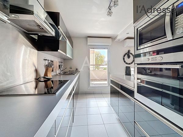 Marché Caron - 3 pièces 67 m² avec terrasse plein soleil