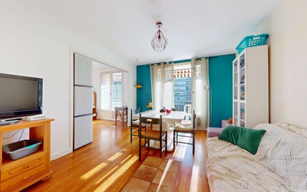Appartement à vendre    4 pièces • 69 m2 Lyon 5