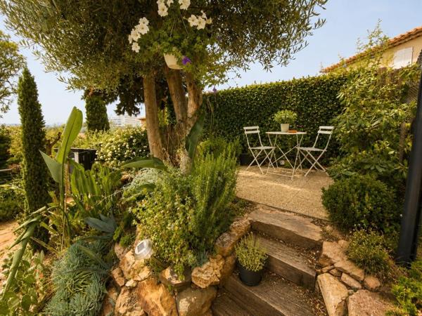 Fréjus – Appartement 2 pièces avec terrasse et jardin