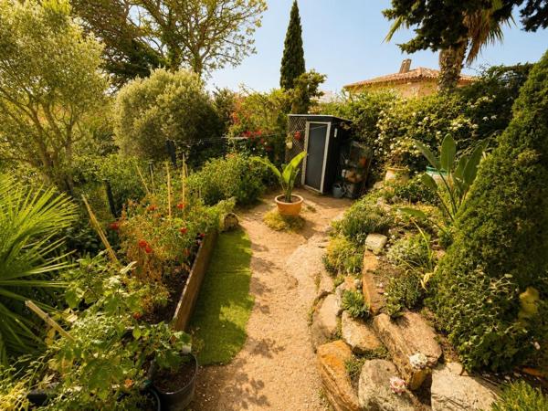 Fréjus – Appartement 2 pièces avec terrasse et jardin