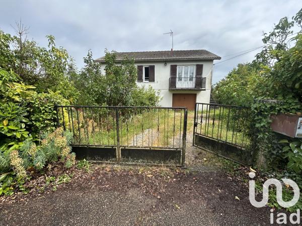 Maison 4 pièces de 80 m² à Saint-Benoît-du-Sault (36170)