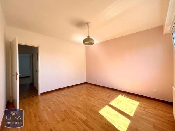 Appartement à louer 3 pièces 90.13m²