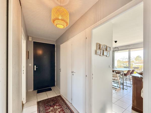 APPARTEMENT PONT ST MARTIN BOURG