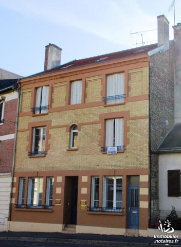 VOUZIERS, un immeuble de rapport composé de 3 appartements