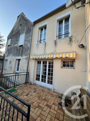 Maison à vendre  13 pièces - 215,50 m2 LA FERE - 02