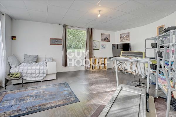 MAISON À VENDRE DE 7 PIÈCES DE 266,00 M²