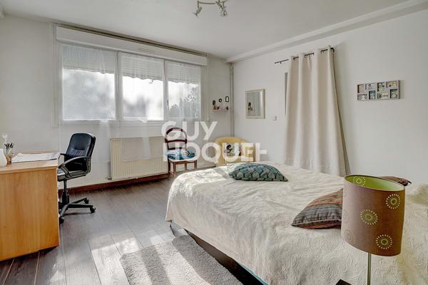 MAISON À VENDRE DE 7 PIÈCES DE 266,00 M²