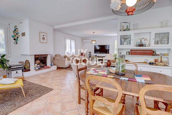 MAISON À VENDRE DE 7 PIÈCES DE 266,00 M²