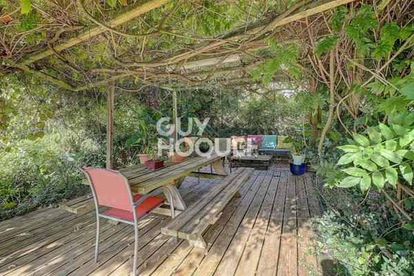 MAISON À VENDRE DE 7 PIÈCES DE 266,00 M²