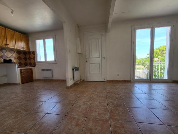 Châteauneuf-les-Martigues (13220) HAUT DE VILLA TYPE 4 PIECES 90M2 HABITABLE AVEC PLACES DE PARKING