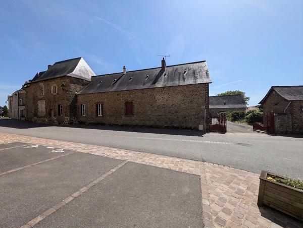 Maison XV° siècle - 6.176 m² de terrain , Segre en anjou bleu Maison XV° siècle - 6.176 m² de terrain , Segre en anjou bleu