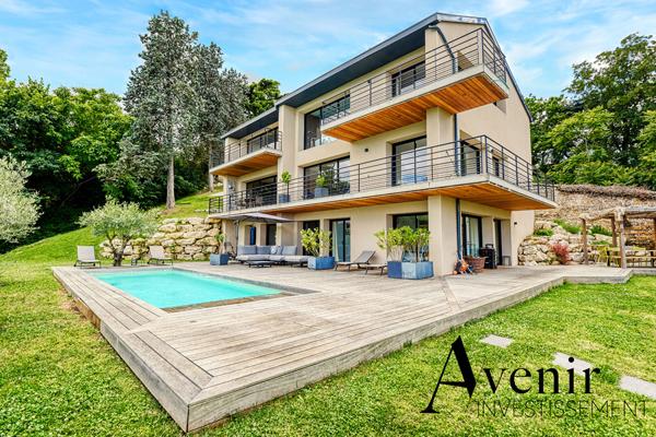 Propriété Lyon 7 pièce(s) 280.5 m2 + dépendance 64 m2 Lyon Propriété Lyon 7 pièce(s) 280.5 m2 + dépendance 64 m2 Lyon