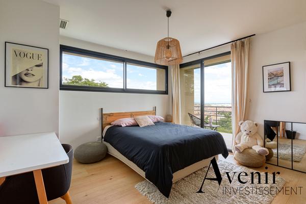 Propriété Lyon 7 pièce(s) 280.5 m2 + dépendance 64 m2 Lyon Propriété Lyon 7 pièce(s) 280.5 m2 + dépendance 64 m2 Lyon
